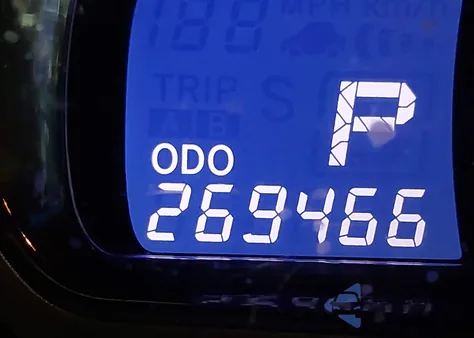 2011 Toyota Sienna Xle V6 из США, поврежденный, VIN 5TDYK3DC5BS116507